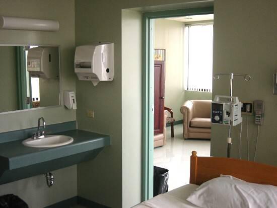 Patient's Room - CIMA Hospital