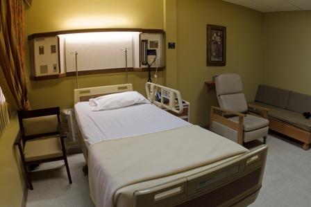 Patient's Room - San Fernando Hospital
