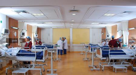 Surgical ICU - Fortis Hospital  Shalimar Bagh - Fortis Hospital Shalimar Bagh