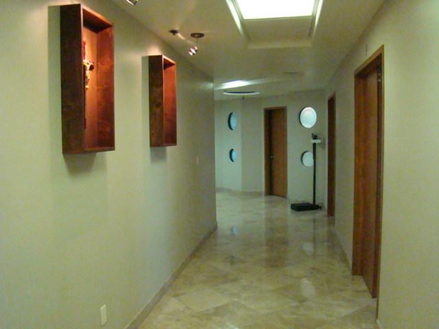 The Hallway - Clinica de Cirugia Cosmetica e Integral