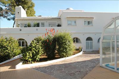 Main Building - Acuario Hospital - Acuario Hospital Beniarbeig