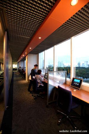 Hallway - Side View - TRSC International LASIK Center - TRSC International Eye and Vision Center