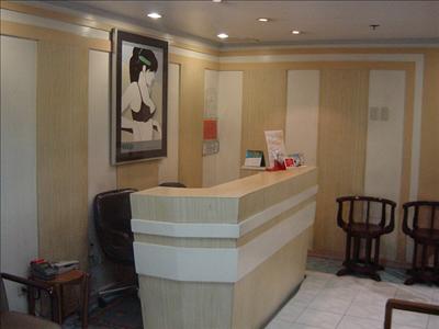 Reception Area - David Surgi-Center