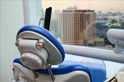 Dr H C Leong Dental Surgeon