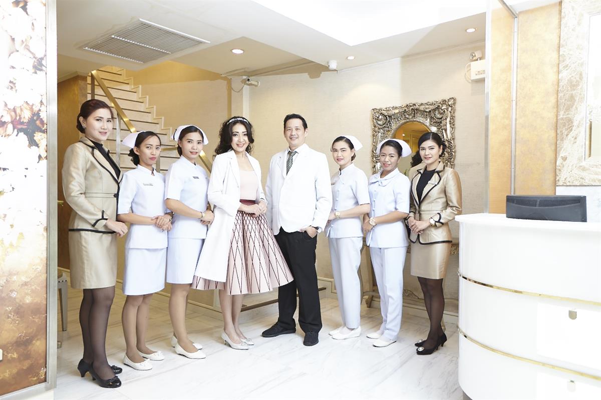 Nida Esth’ and Piya Surgery