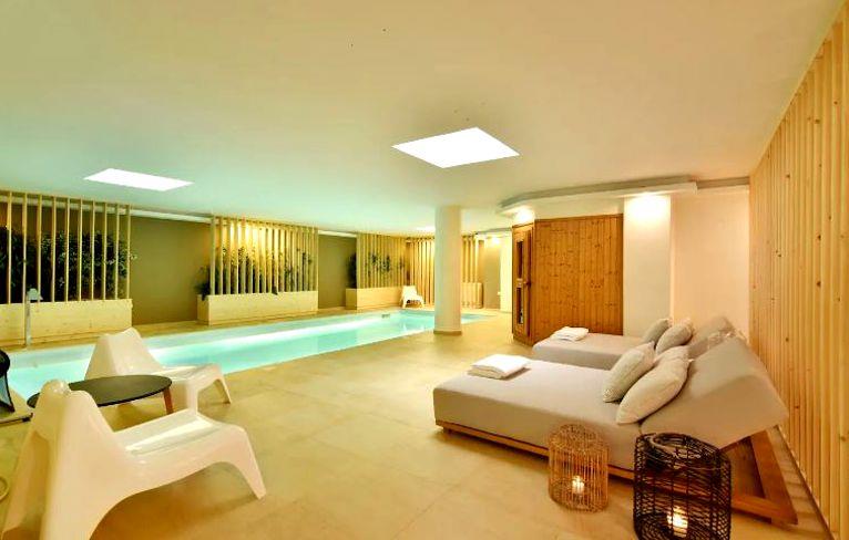 Mansion SPA 6 Stars Pool - Hellenic Practice