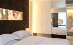 Suite 5 Stars Bed Room - Hellenic Practice