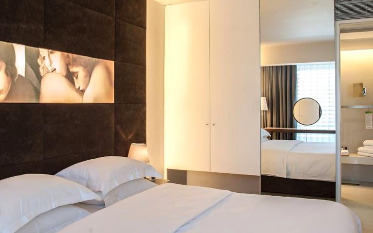 Suite 5 Stars Bed Room - Hellenic Practice