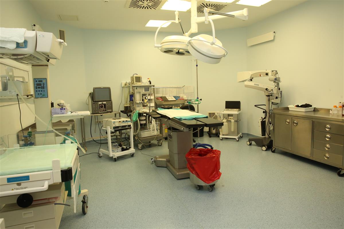 Lokman Hekim Esnaf Hospital Surgery Room
