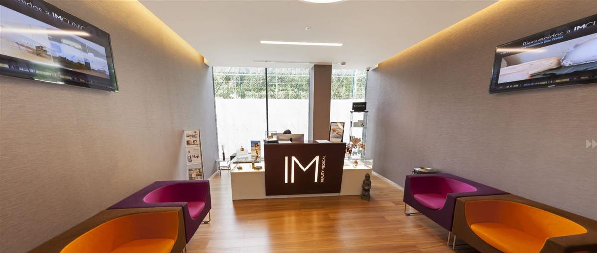 Reception and Waiting Room - IM Clinic