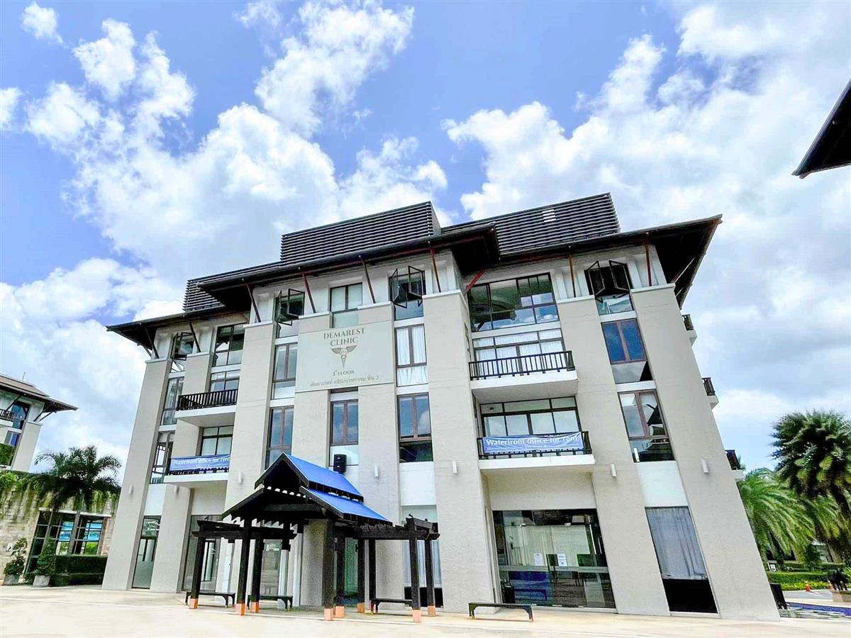 Demarest Clinic - Outside