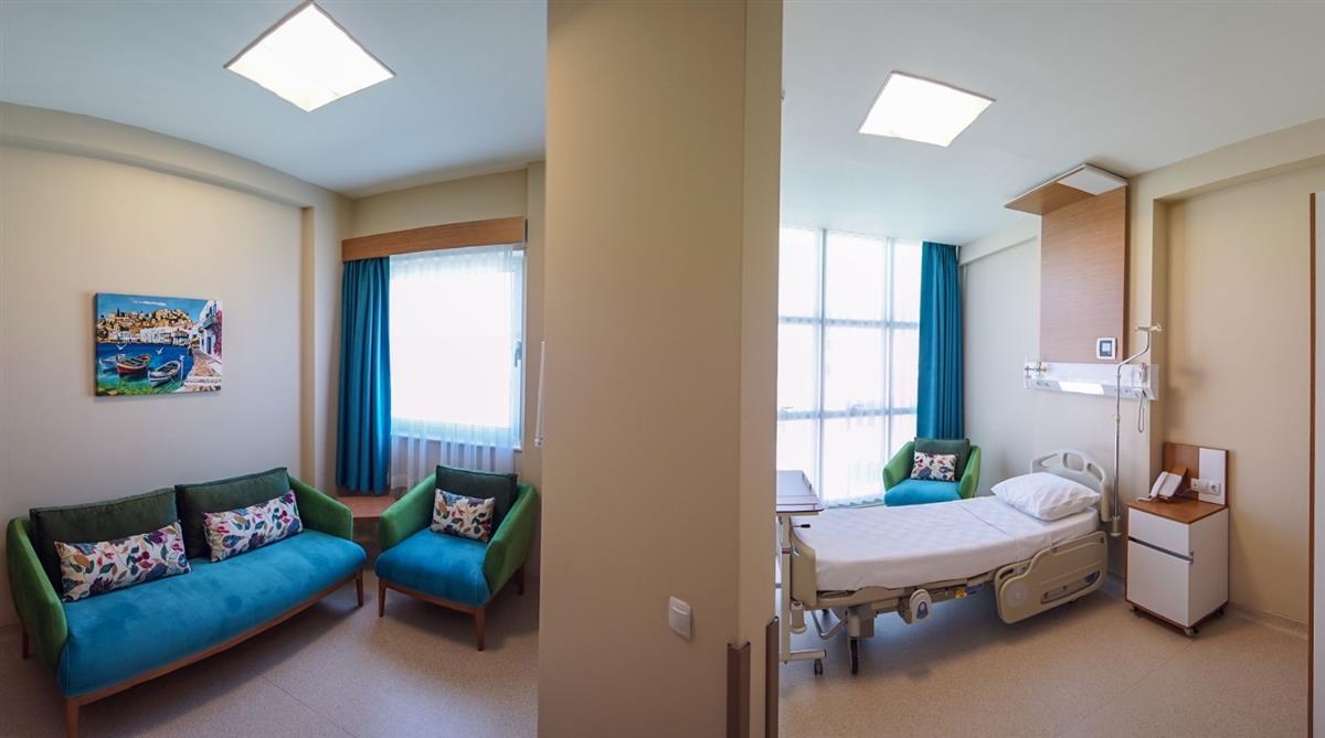 Patient Room - Cayra Clinic