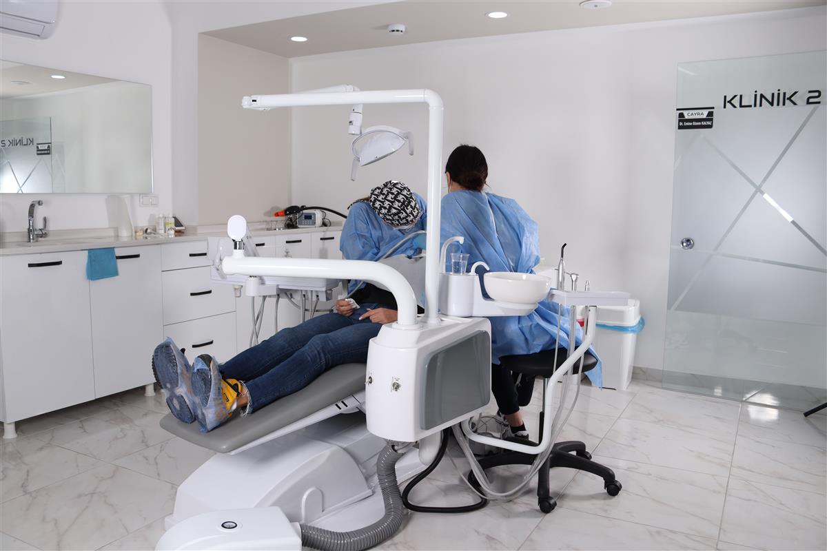 Dental Care Room - Cayra Clinic