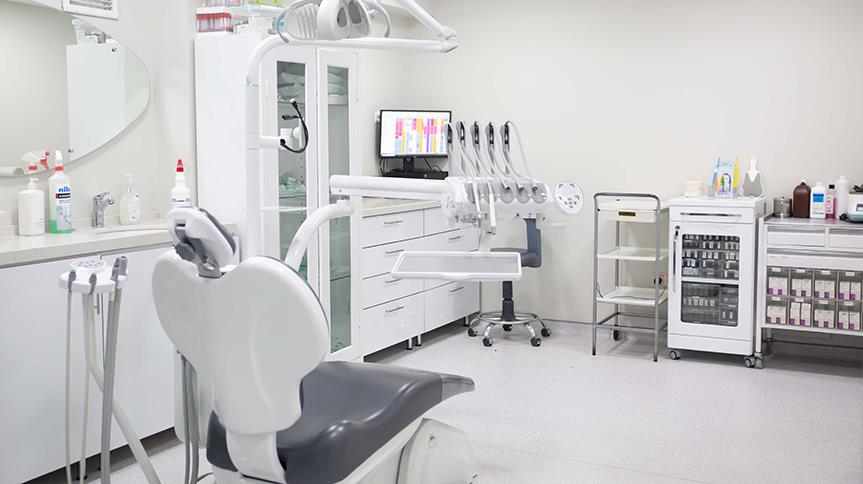 TrakyaDent - Examination Room - TrakyaDent Dental Health Center