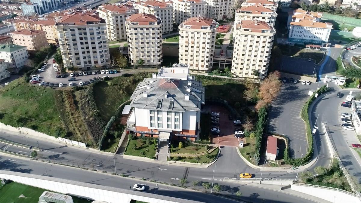 Facility Outside - MOODIST HOSPITAL