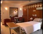 Patient's Room - Saint Louis Hospital