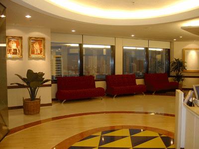 Lobby 2 - Laser Dermavision Co. Ltd. - Crystal Laser Center