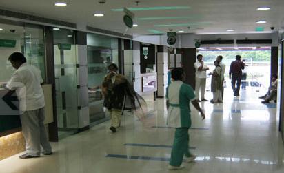 Main Entrance of the Hospital - Fortis Malar Hospital