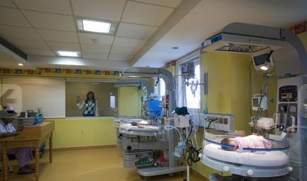 Neonatal Intensive Care Unit - Fortis La Femme