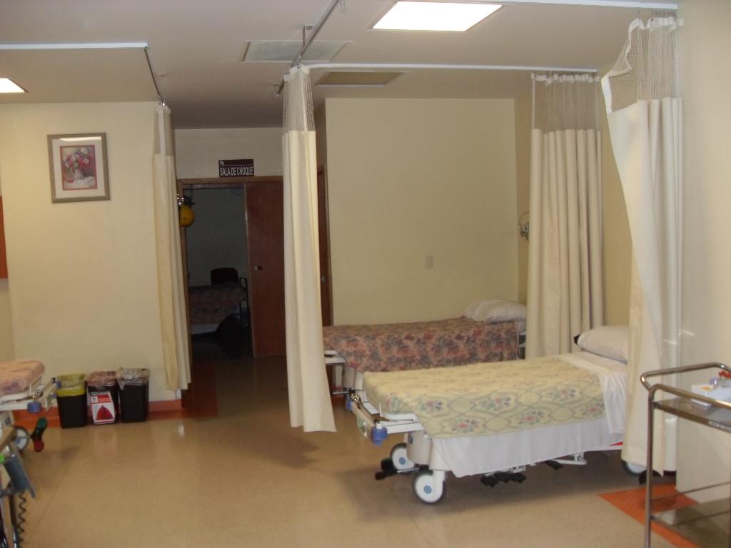 Emergency Room - Hospital Country 2000