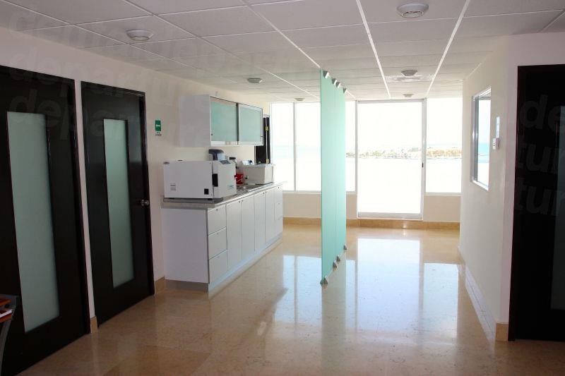 Sunset Dental Cancún