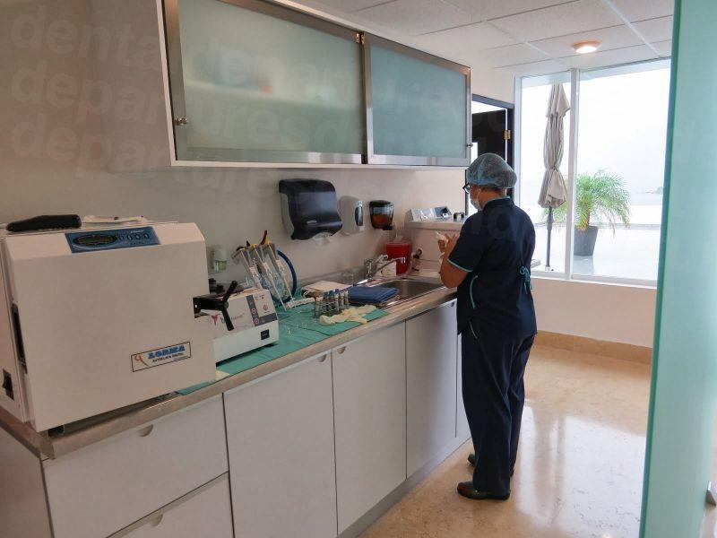 Sunset Dental Cancún