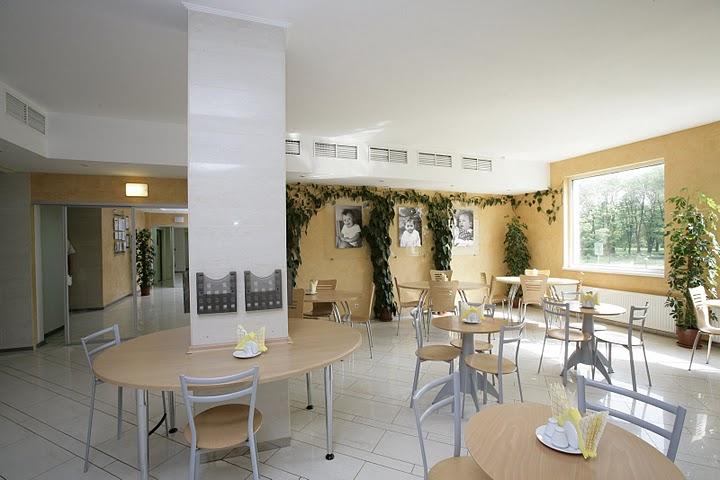 Cafe Area - ISIDA Clinic