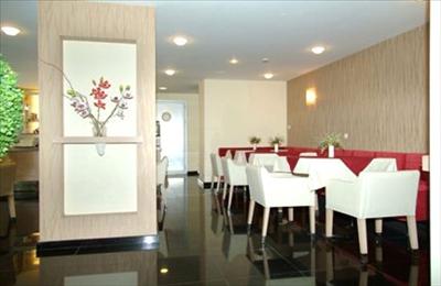 Cafeteria - Jinemed Hospital