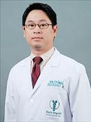 Dr. Porawat Makornwattana