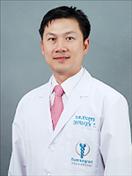 Dr. Prayuth Tunsuriyawong